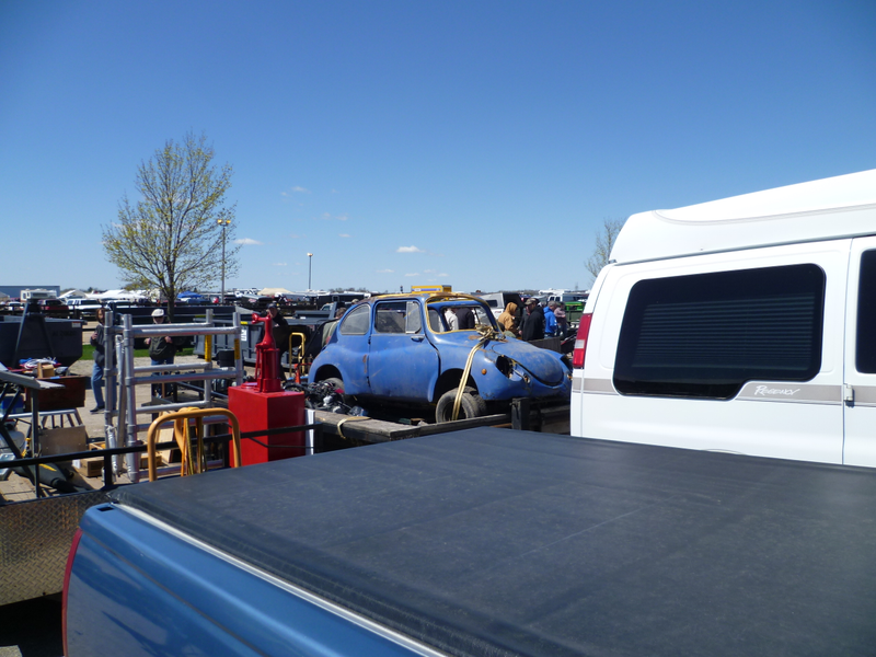 Illustration for article titled Jefferson Swap Meet (Photos)